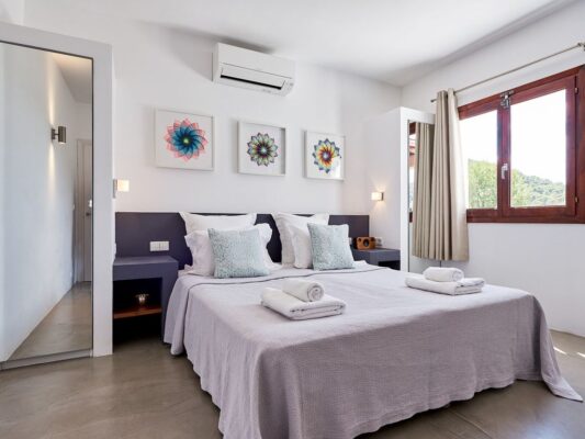 Bedroom photo - Casa Kiva: 6 bedroom child friendly luxury villa with infinity pool in Es Cubells, Ibiza