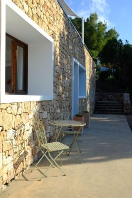 Side view photo - Casa Kiva: 6 bedroom child friendly luxury villa with infinity pool in Es Cubells, Ibiza