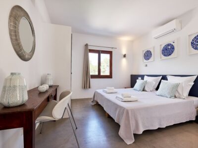 Bedroom photo - Casa Kiva: 6 bedroom child friendly luxury villa with infinity pool in Es Cubells, Ibiza